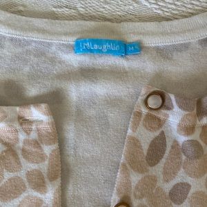 Comfy sweater very good condition